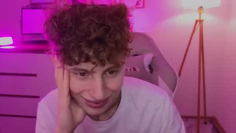 Chris online show from February 22, 6:26 am