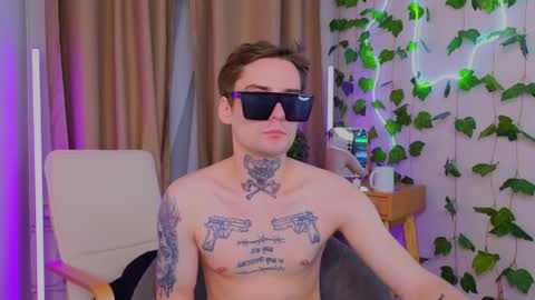 Chris online show from April 17, 10:45 pm