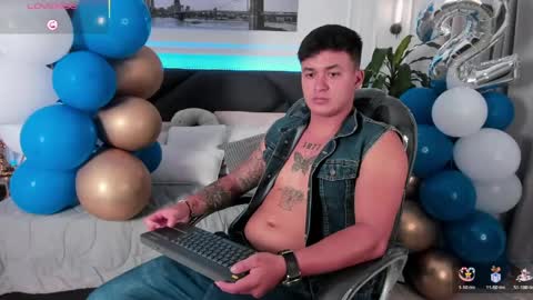 Cristopher online show from May 20, 2:23 pm