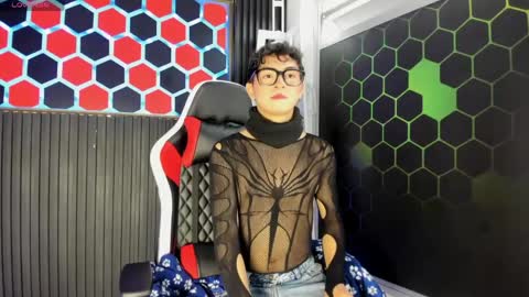 Cristopher  online show from April 18, 8:31 pm