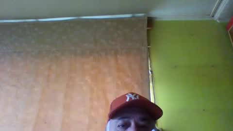 crmperez online show from October 23, 8:23 pm