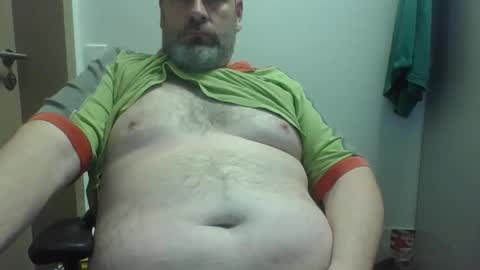 Crouch1 online show from May 7, 6:46 am