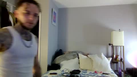 cruz815 online show from March 23, 1:00 am