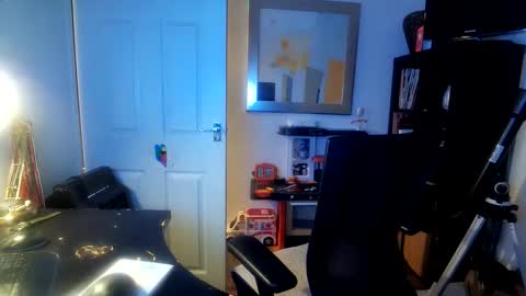 cubinho online show from April 17, 8:33 pm