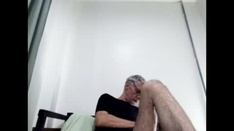 Snapshot of cucaio18 chatting on March 5, 2:03 am BIG UNCUT HARD COCK online show from March 5, 2:03 am
