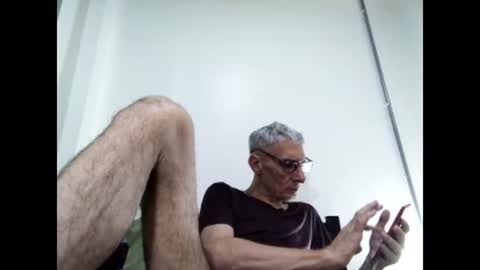 Snapshot of cucaio18 chatting on December 12, 2:44 pm BIG UNCUT HARD COCK online show from December 12, 2:44 pm