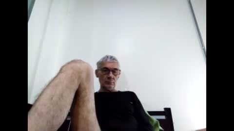 Snapshot of cucaio18 chatting on January 5, 2:27 am BIG UNCUT HARD COCK online show from January 5, 2:27 am