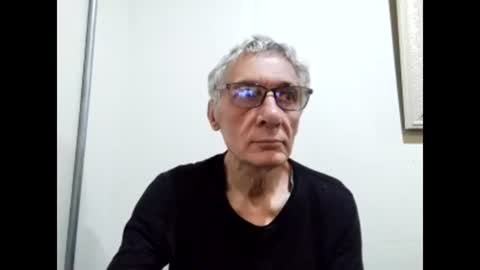Snapshot of cucaio18 chatting on December 9, 12:01 am BIG UNCUT HARD COCK online show from December 9, 12:01 am