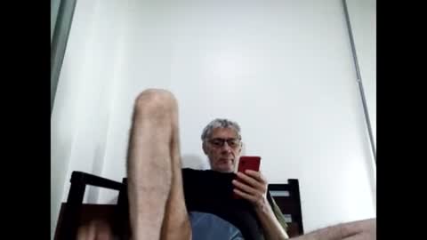Snapshot of cucaio18 chatting on March 12, 2:20 am BIG UNCUT HARD COCK online show from March 12, 2:20 am