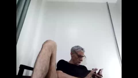 Snapshot of cucaio18 chatting on February 23, 2:03 am BIG UNCUT HARD COCK online show from February 23, 2:03 am