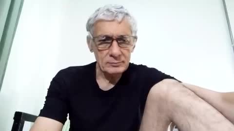 Snapshot of cucaio18 chatting on February 22, 9:12 am BIG UNCUT HARD COCK online show from February 22, 9:12 am