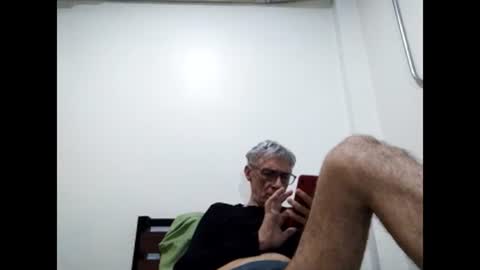 Snapshot of cucaio18 chatting on February 12, 1:52 am BIG UNCUT HARD COCK online show from February 12, 1:52 am