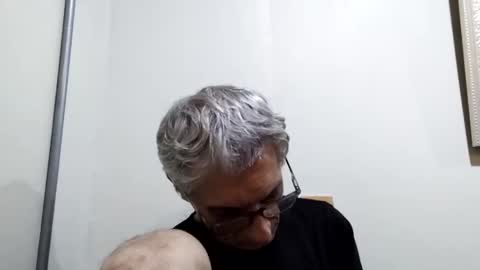 Snapshot of cucaio18 chatting on December 8, 10:08 am BIG UNCUT HARD COCK online show from December 8, 10:08 am