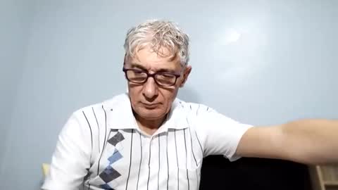 Snapshot of cucaio18 chatting on September 11, 2:43 am BIG UNCUT HARD COCK online show from September 11, 2:43 am