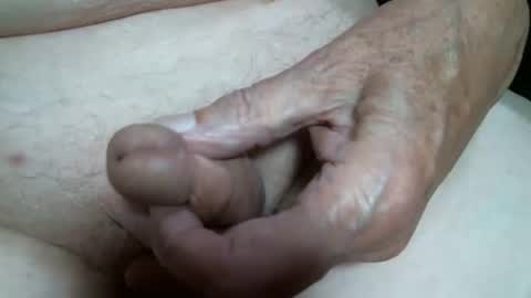 Snapshot of cutandwaxed2 chatting on October 6, 12:54 pm BI SMOOTH MATURE  SUB online show from October 6, 12:54 pm