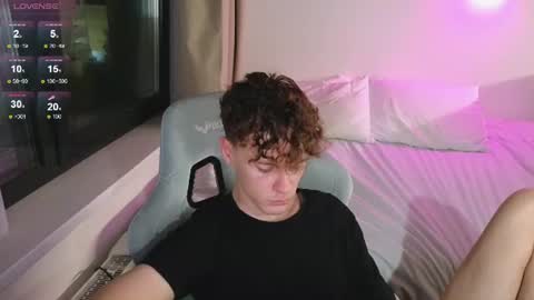 Thomas -  online show from July 22, 8:23 pm