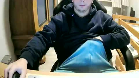 Cuteboy090 online show from November 19, 5:02 pm