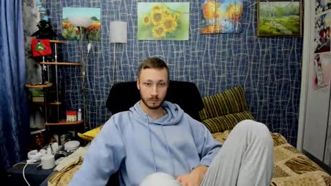 cuteboy228 online show from February 11, 12:37 am