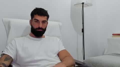 cuteeboy online show from October 21, 4:32 pm