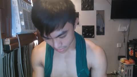 cutie_hunk69 online show from June 4, 3:12 am