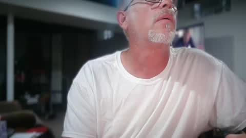 cuuminpussy online show from June 26, 12:58 am