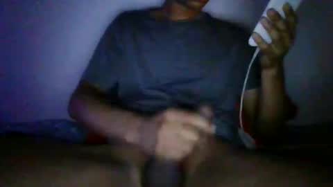 daddiesboi04 online show from May 1, 4:38 am