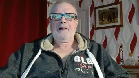 Brian ... online show from January 14, 9:07 pm