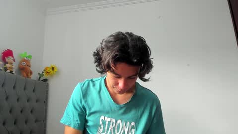 Snapshot of daemon_txuspunk chatting on January 19, 7:15 pm DAEMON online show from January 19, 7:15 pm