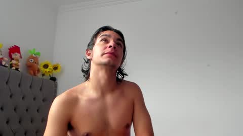 Snapshot of daemon_txuspunk chatting on February 4, 6:27 pm DAEMON online show from February 4, 6:27 pm