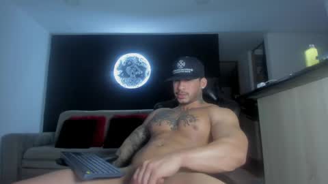 INSTAGRAM  DAMMIANMILLEROFICIAL online show from May 30, 1:49 am