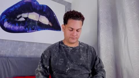 DAMON  online show from February 25, 5:36 pm