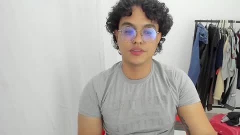 Diane or Dante D online show from April 21, 2:51 am