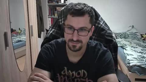 King Dan online show from November 9, 7:40 pm