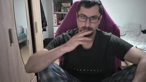 King Dan online show from February 3, 7:52 pm