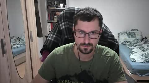 King Dan online show from November 11, 8:47 pm