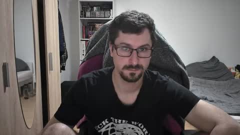 King Dan online show from April 6, 7:14 pm