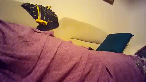 Dani225812 online show from October 4, 12:59 am