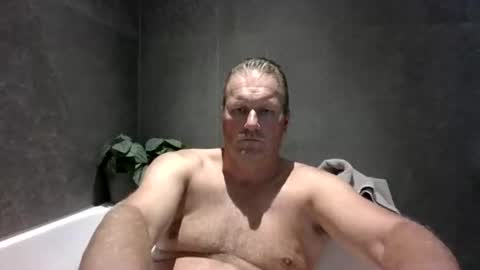 daniel0805 online show from September 12, 2:28 pm