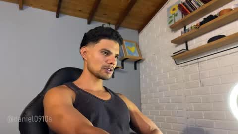 Daniel  online show from February 28, 9:23 pm