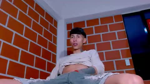 daniel_deluxx online show from July 5, 6:20 am