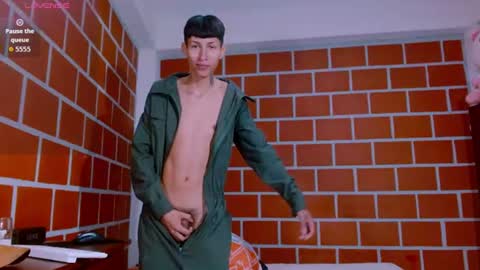 daniel_deluxx online show from July 17, 12:29 am