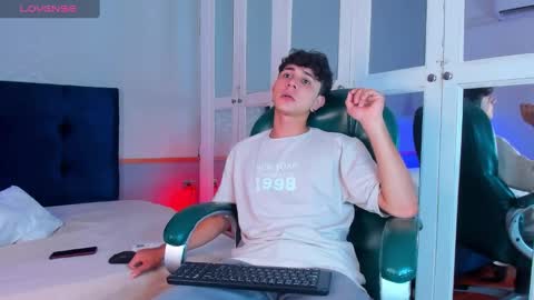 Daniel online show from December 21, 3:58 am