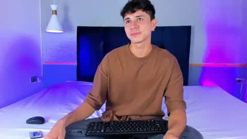 Daniel online show from January 28, 3:47 am