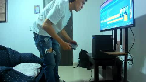 Daniel online show from March 30, 7:15 pm