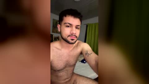 danielmachado2002m online show from May 6, 3:29 am