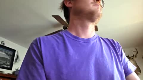 Daniel    y. online show from February 9, 10:25 pm