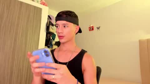 Daniels Cruz online show from February 24, 7:30 pm