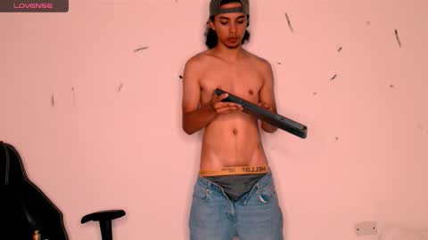 Danny online show from November 8, 1:42 am