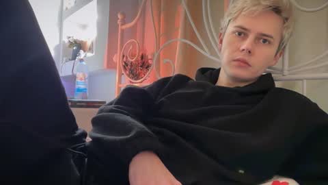 danny online show from December 1, 10:51 am