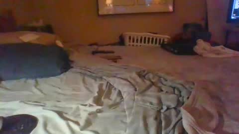 Snapshot of dannyb618 chatting on December 19, 11:46 pm Danielle online show from December 19, 11:46 pm